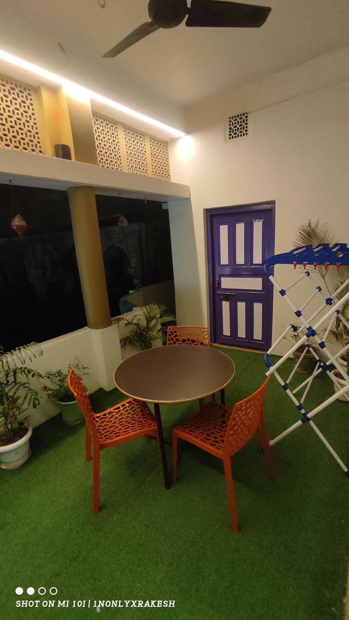 Inka Kashi Hostel Varanasi Exterior foto